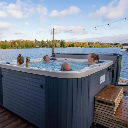 Bådhotel Koivuranta Igloos Oulu