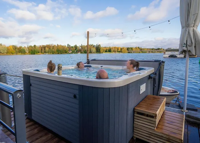 Båthotell Koivuranta Igloos Uleåborg