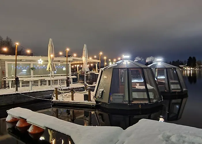 Ботель Koivuranta Igloos *